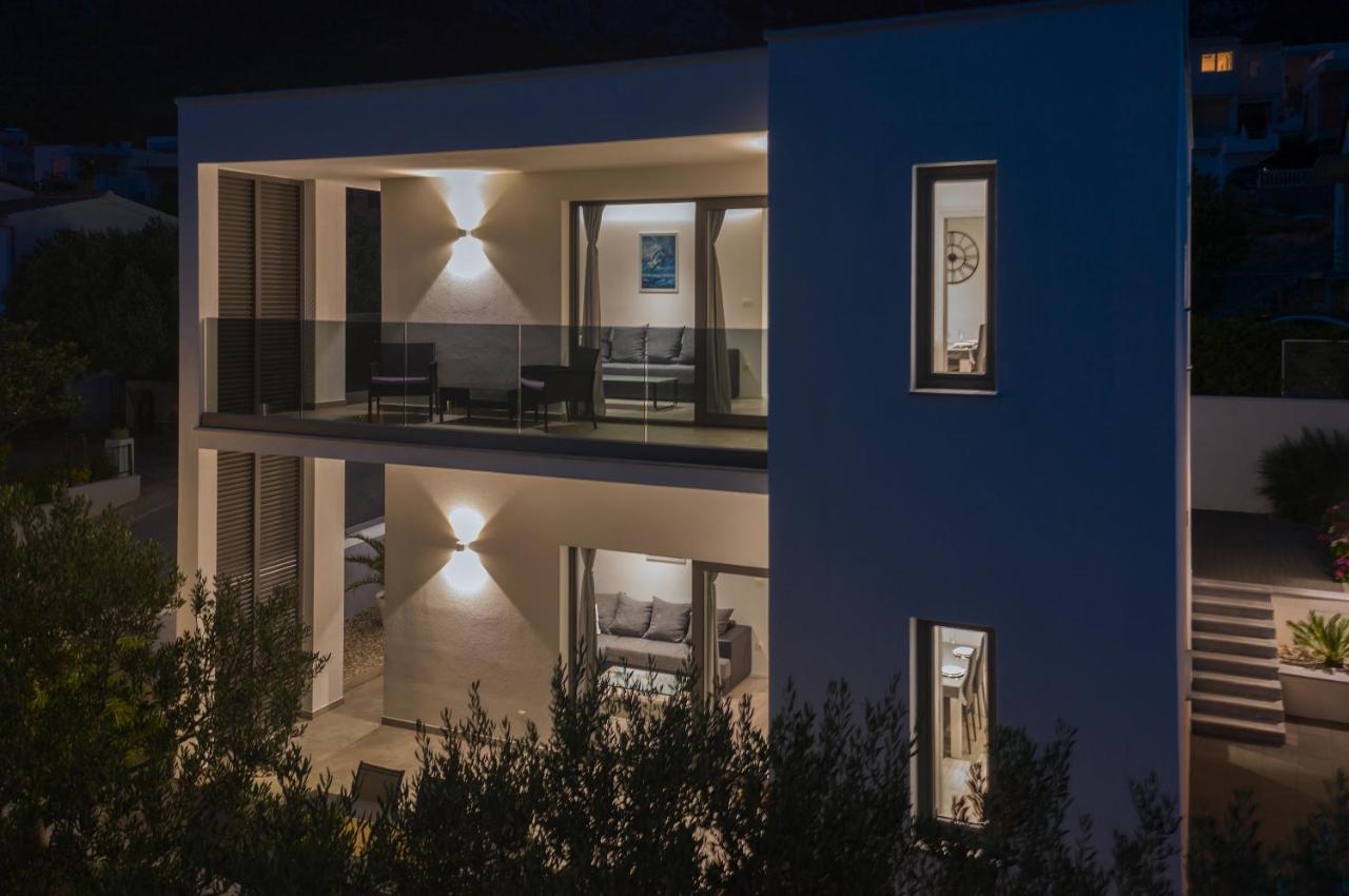 Simon Villa Makarska